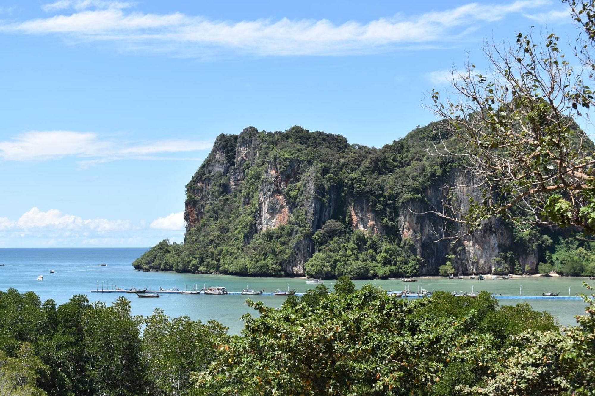 Social Quarters Blanco - Youth Hostel 18 To 35 Only Railay Beach Exterior foto